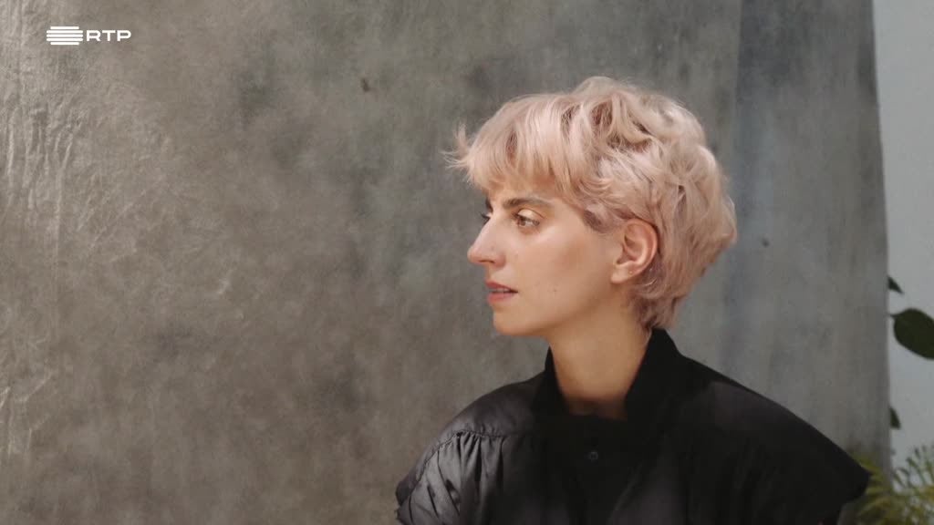 Imagem de Armário - Moda Portuguesa a partir dos anos 80, pelo olhar de Paulo Gomes