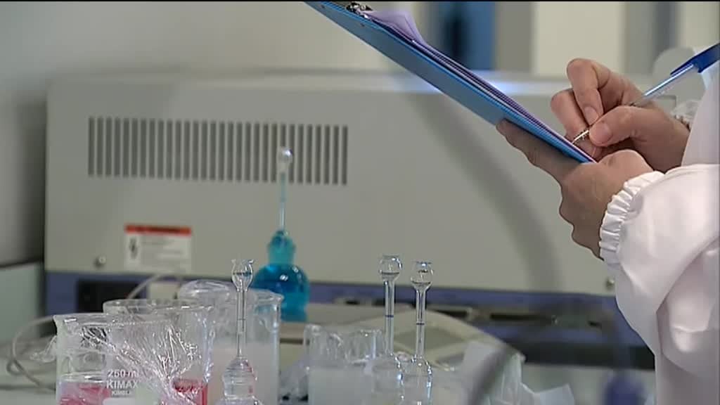 Imagem de Linha da Frente - Fórmulas Tóxicas