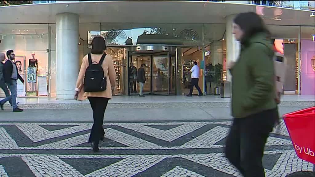 Imagem de Outras Histórias - Música no Coração, O Mundo Somos Todos Nós, Pelas Mãos de Deus