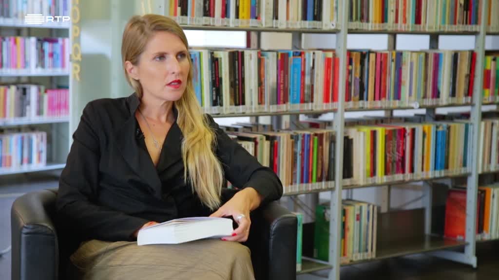 Imagem de Todas as Palavras - Irene Flunser Pimentel "Holocausto" e David Grossman "A Vida Brinca Comigo"