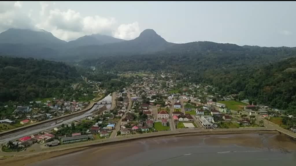 Imagem de Grande Entrevista África