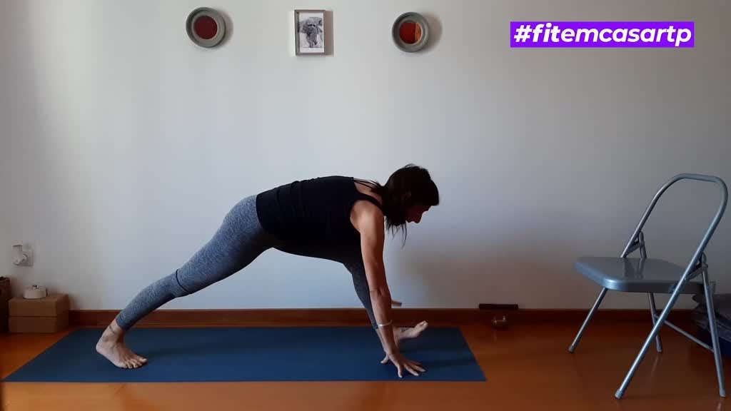 Imagem de Fit em Casa: Yoga - Carla Póvoa: Yoga Dinâmico