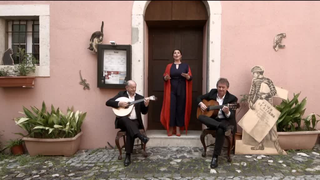 Imagem de Fique em Casa... de Fados!