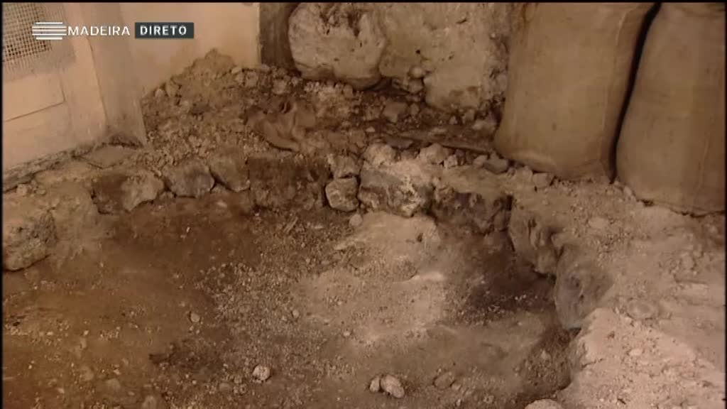 Imagem de Verão Cá Dentro 2020