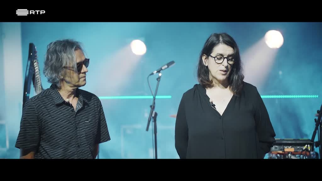 Imagem de Rita Redshoes e Três Tristes Tigres