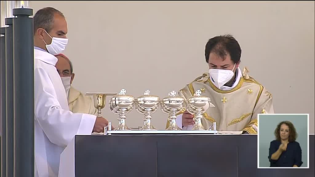 Imagem de Cerimónias de Fátima - Missa, Bênçã
