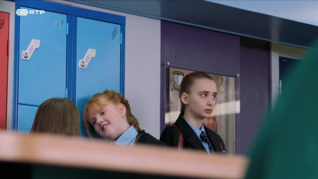 Imagem de Muito Fora