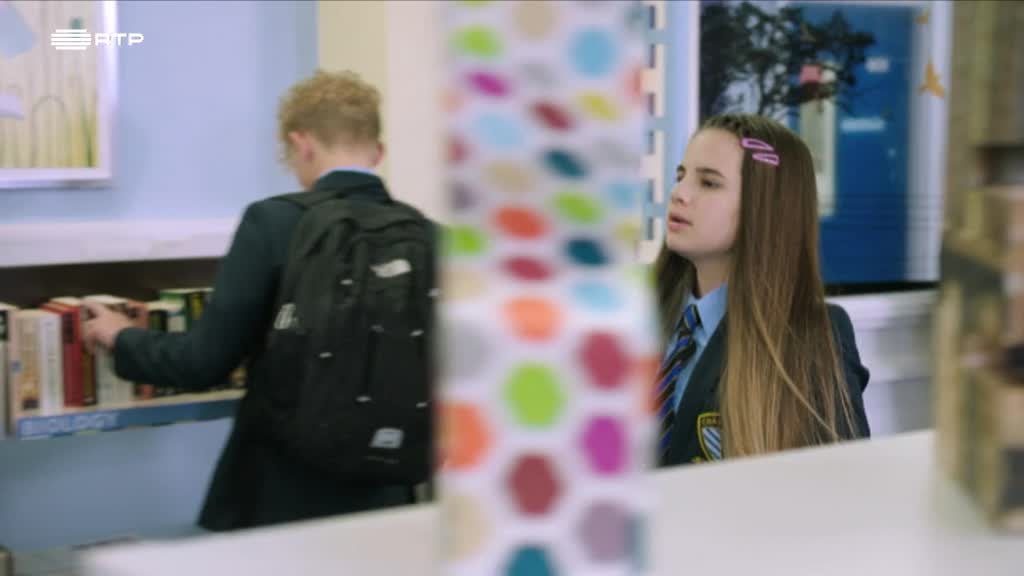 Imagem de Muito Fora