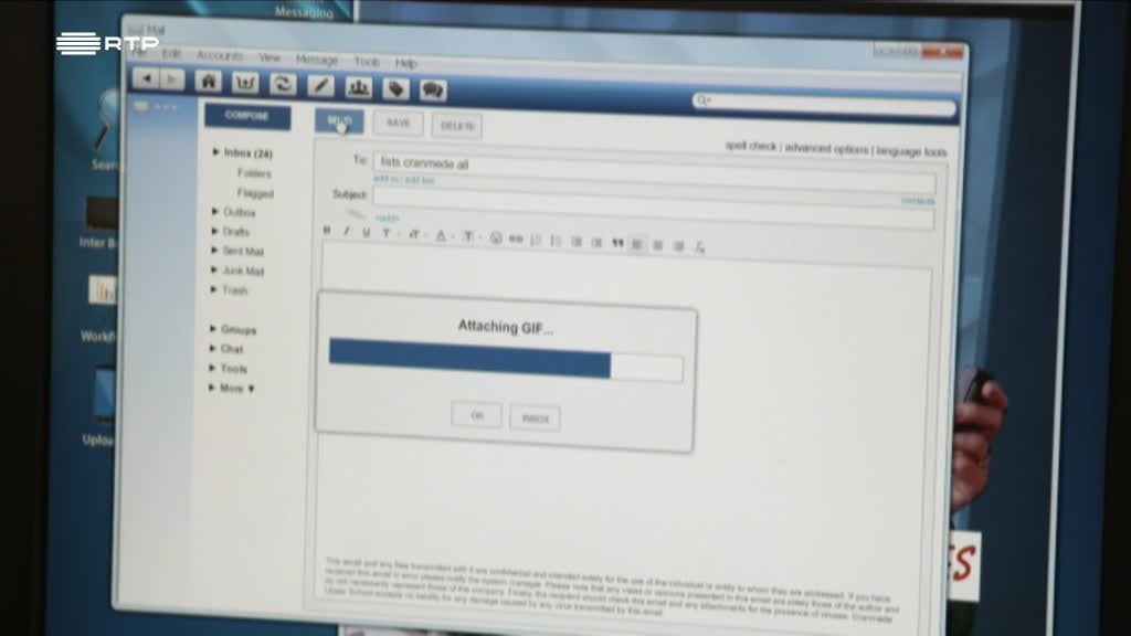 Imagem de Muito Fora