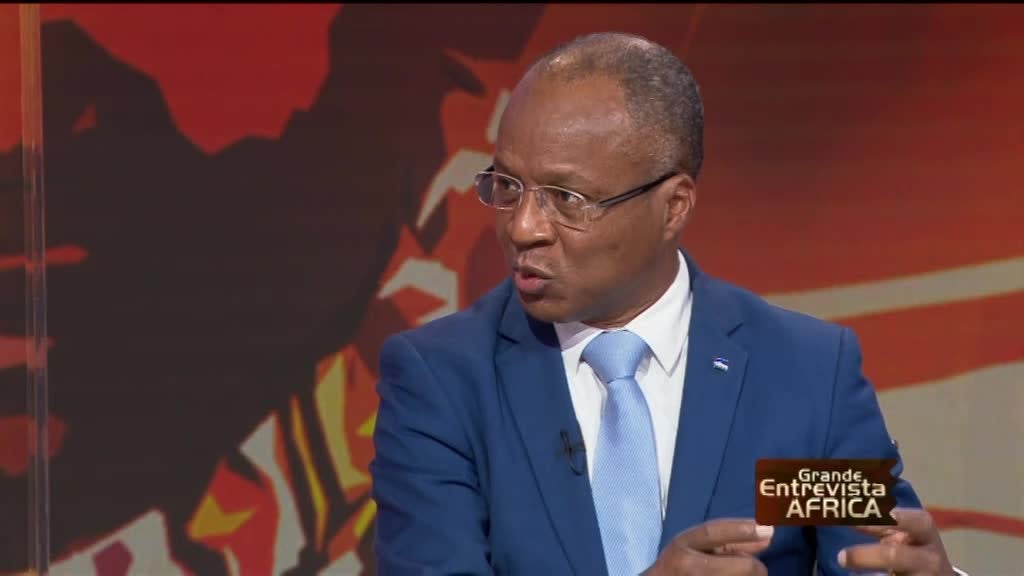 Imagem de Grande Entrevista África - Ulisses Correia e Silva