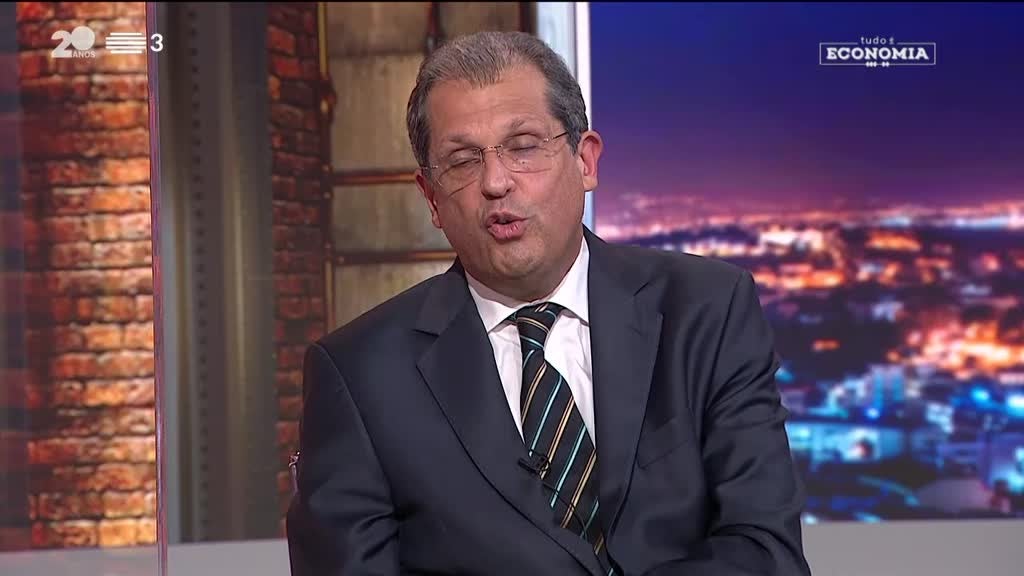 Imagem de Tudo é Economia