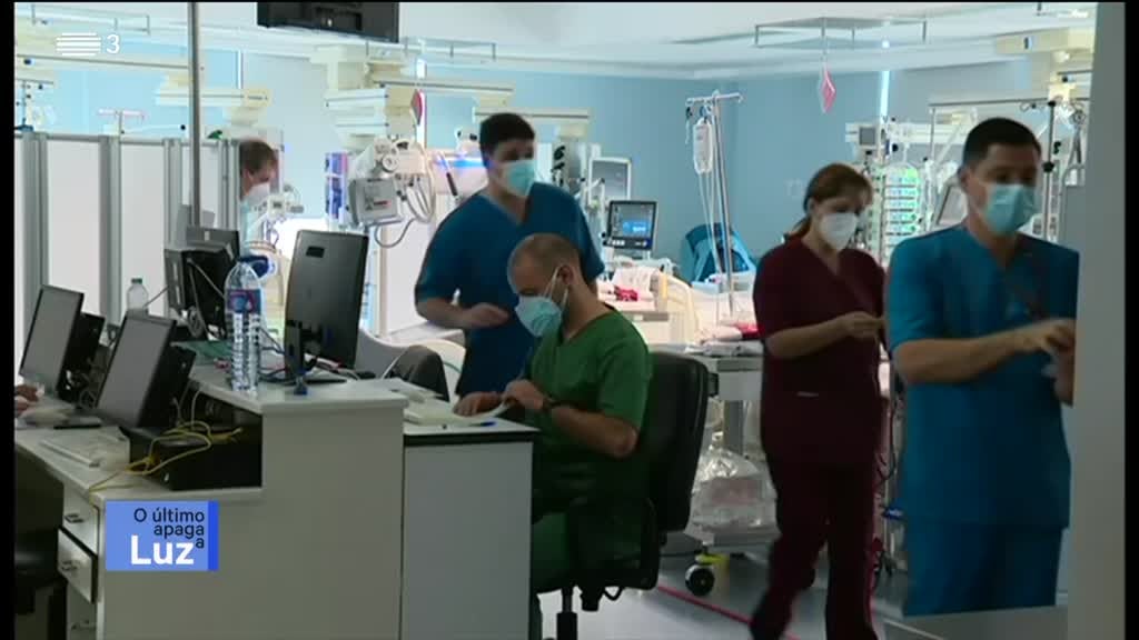 Imagem de O Último Apaga a Luz