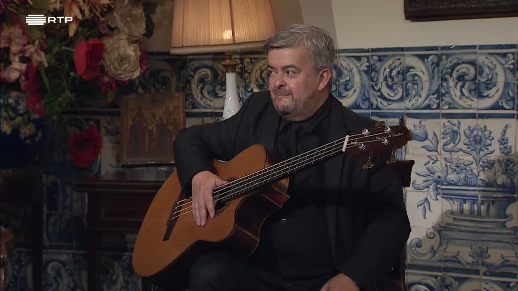 Imagem de Em Casa d´ Amália - Cuca Roseta, Marino de Freitas, Tuniko Goulart, Sandro Costa.