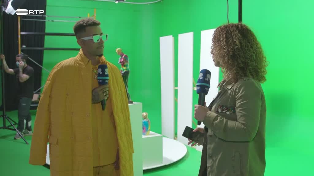 Imagem de Faz Faísca - Carolina Deslandes