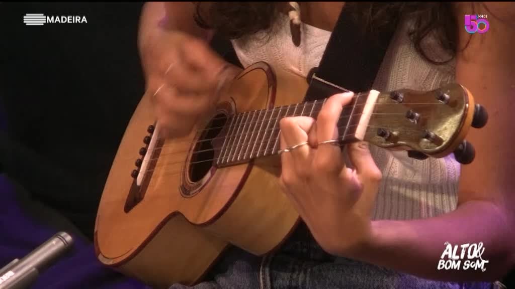 Imagem de Alto e Bom Som - Varejenta & Amigos