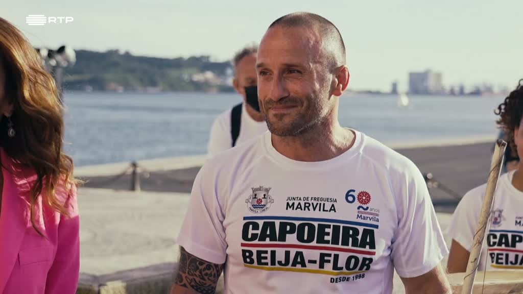 Imagem de É Urgente o Amor