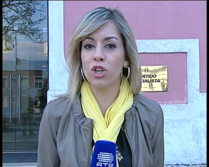 Sócrates explica as medidas de austeridade ao PS