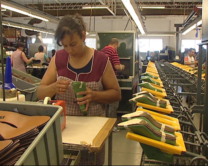 Fábrica de Calçado reabre em Castelo de Paiva