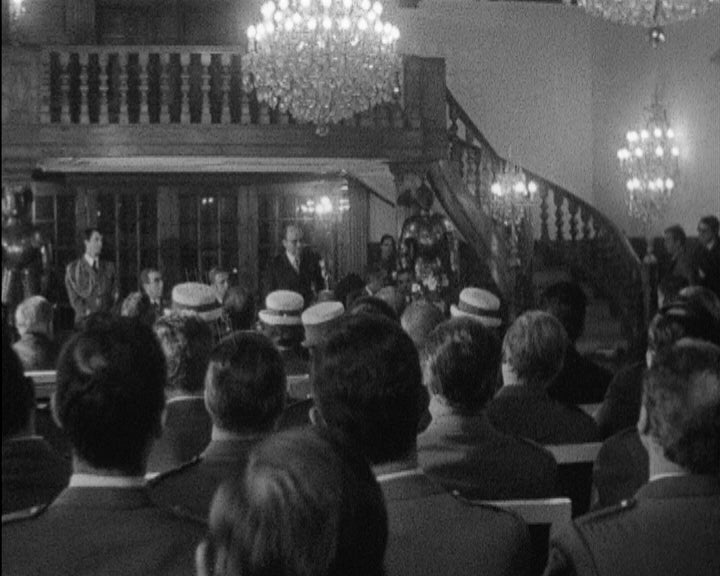 Ministro do Exército visita o Porto