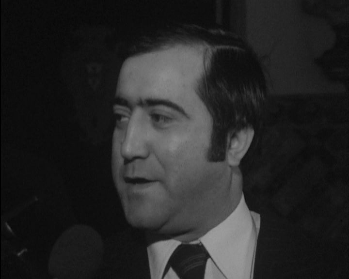 Vasco Lourenço coloca cargo à disposição