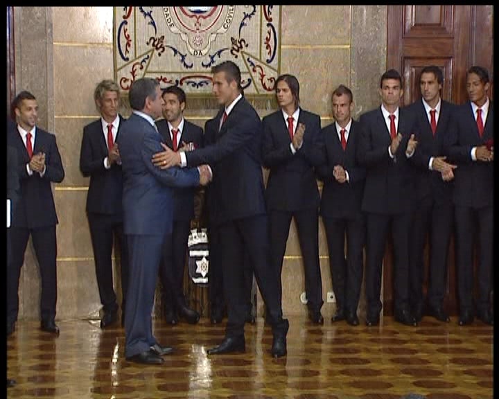 Jogadores da selecção nacional homenageados