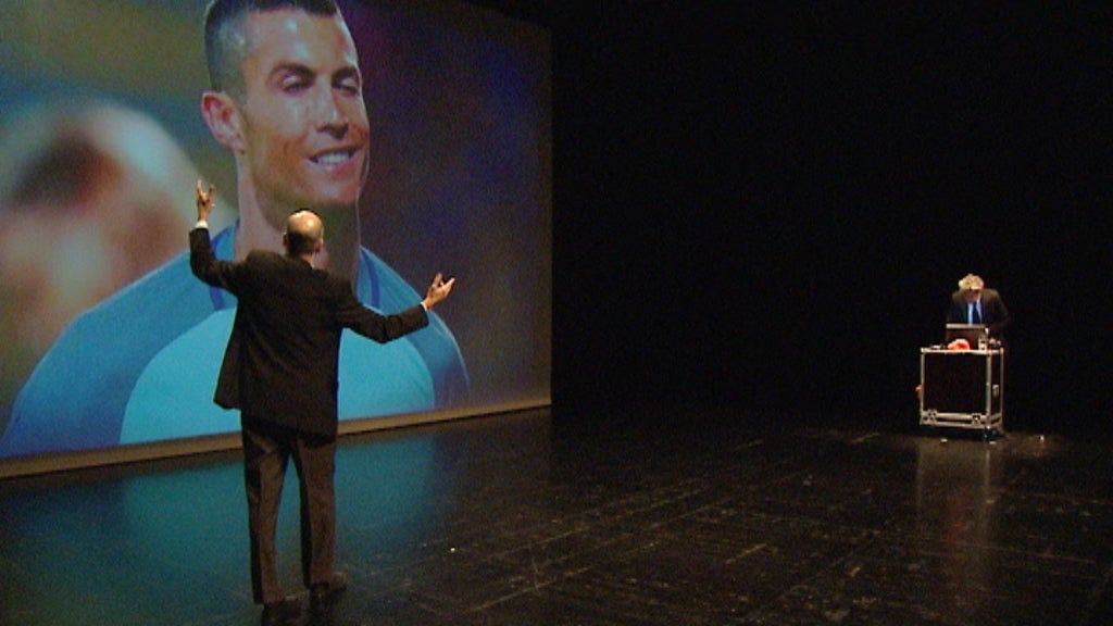 Peça de Teatro “Pelo próprio Pé”