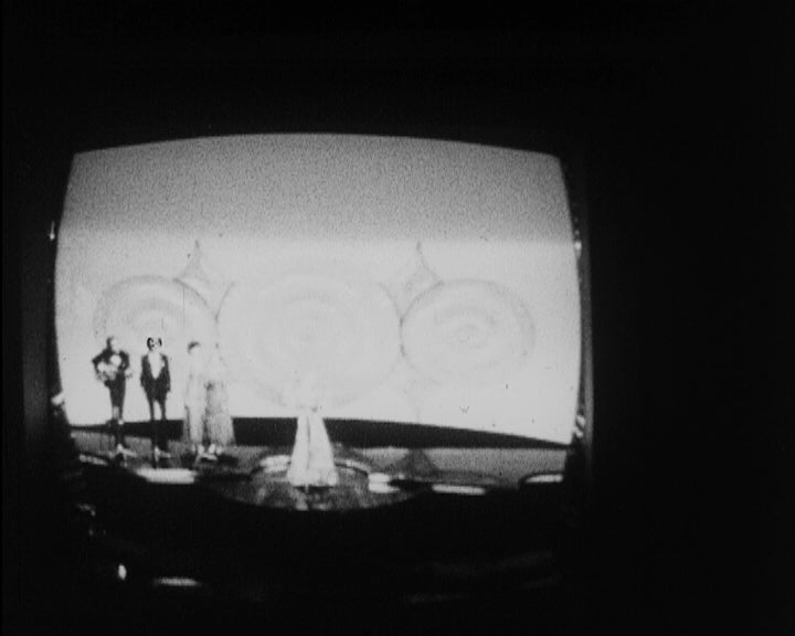 Tonicha regressa a Lisboa após participação no Festival da Canção em Dublin