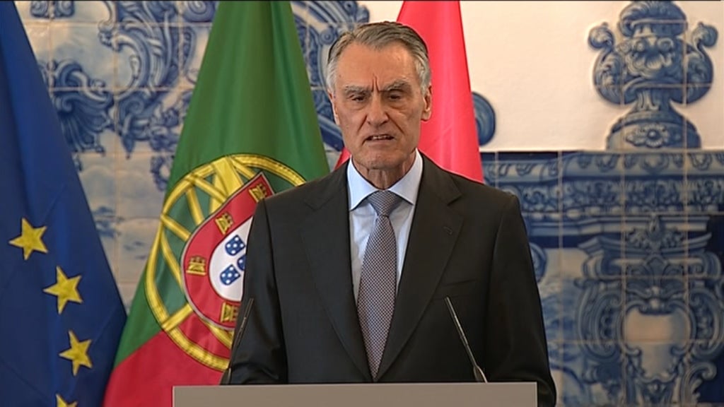 Cavaco Silva recebe o título de Cidadão Honorário