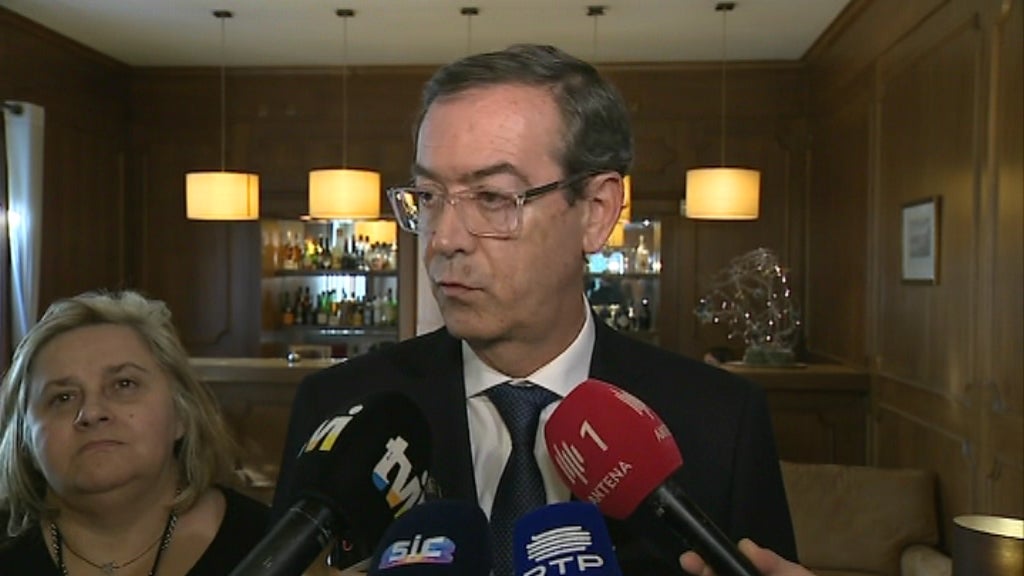 Greve adia cirurgias