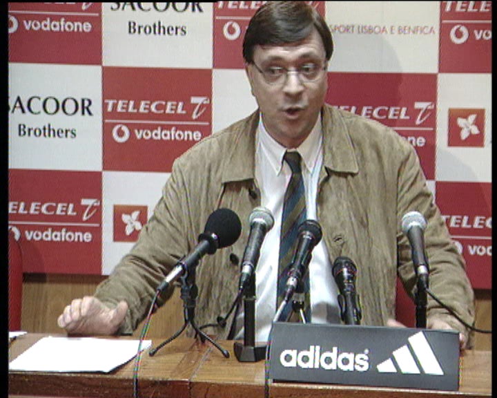 Conferência de imprensa do Benfica