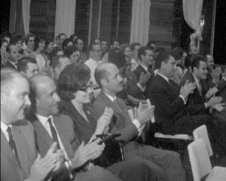 Espectáculo dado por militares na Guiné