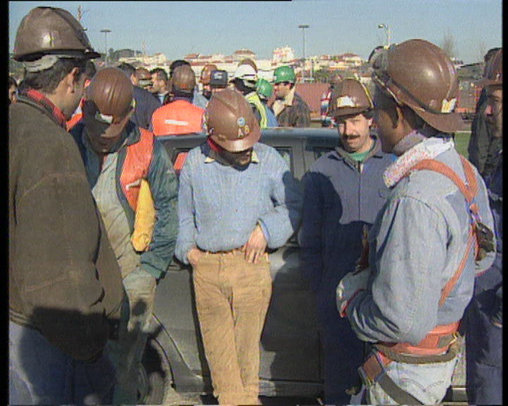 Trabalhadores das obras da ponte 25 de Abril em greve