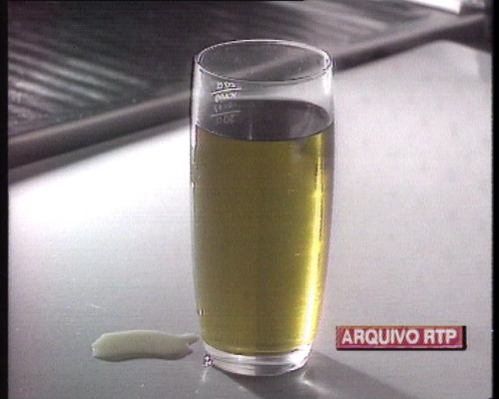 Apreensão de azeite falsificado