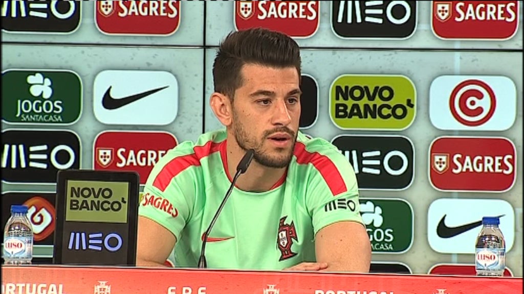 Conferência de imprensa de Pizzi