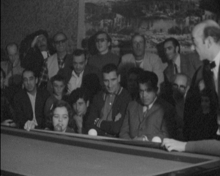 Pablo Suarez faz demonstração de bilhar artístico