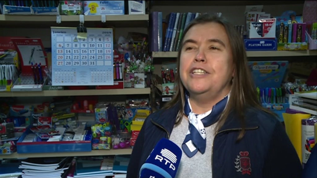 Dívidas às livrarias