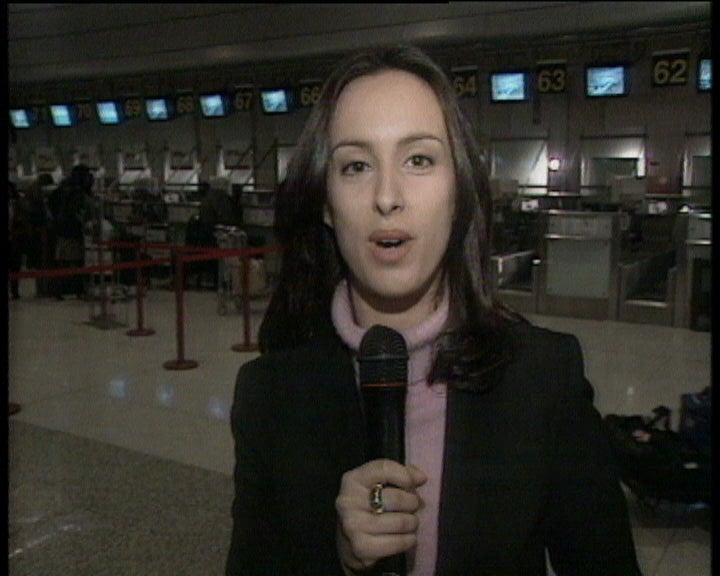 Gémeos siameses regressam a Moçambique