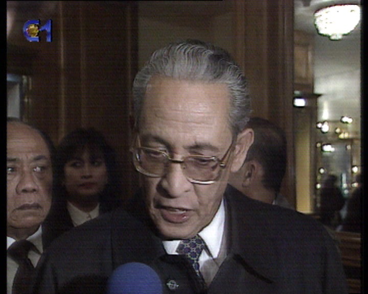 Encontro entre François Mitterrand e Suharto