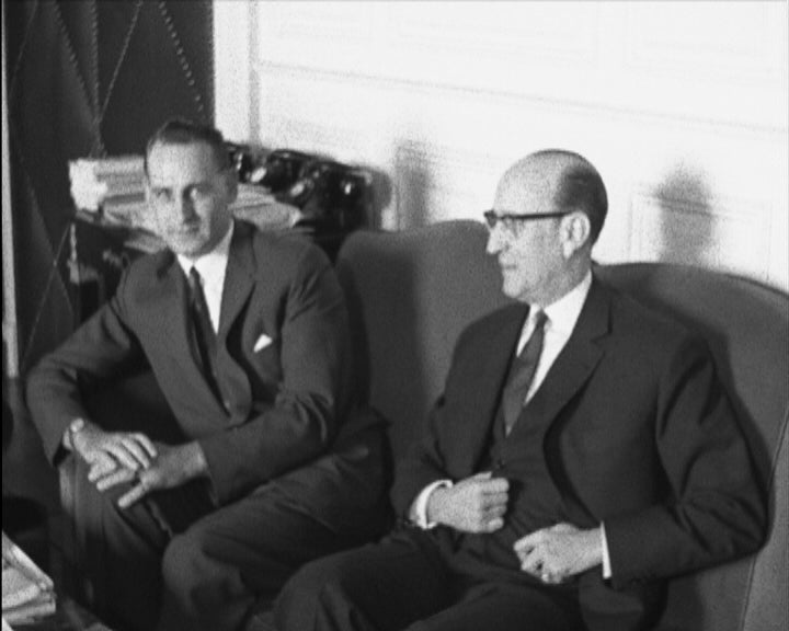 Peixoto Correia recebe Collin Cameron