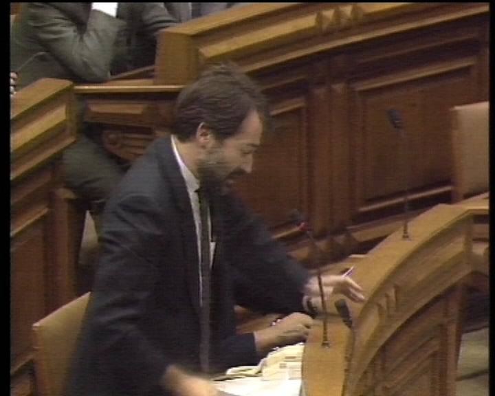 Debate parlamentar sobre o Ministério da Saúde