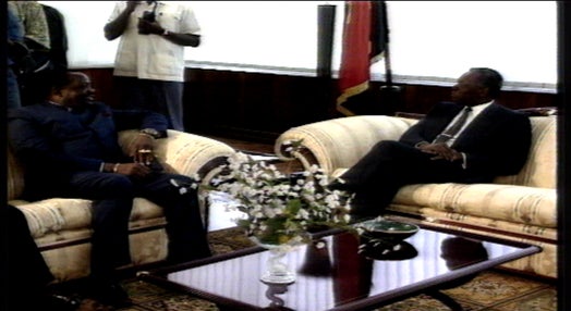 Encontro entre Eduardo dos Santos e Jonas Savimbi