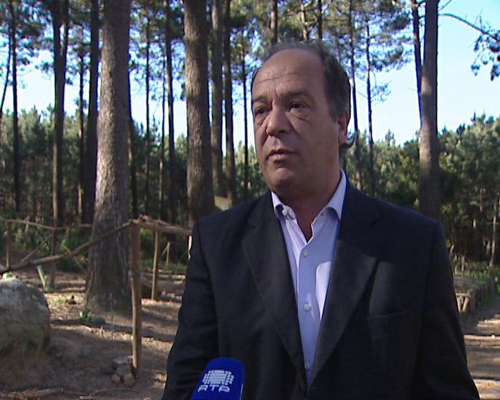 Pedra Amarela Campo Base