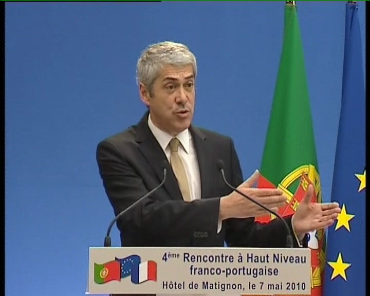 Sócrates reúne em Paris e Bruxelas