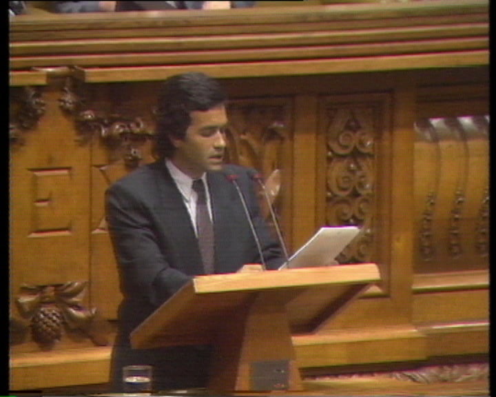 Alteração aos estatutos da RTP