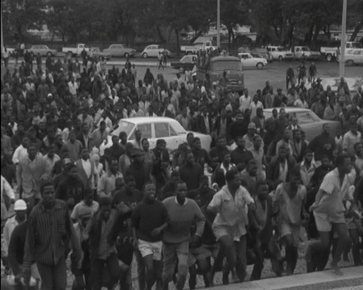 Manifestação de estivadores em Lourenço Marques