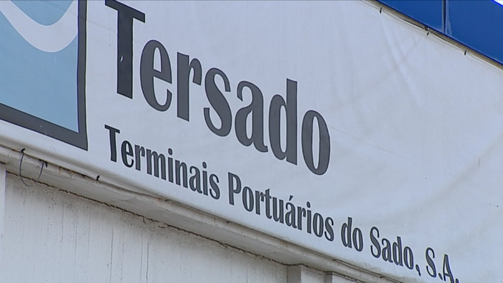 Contestação à licença das dragagens do rio Sado