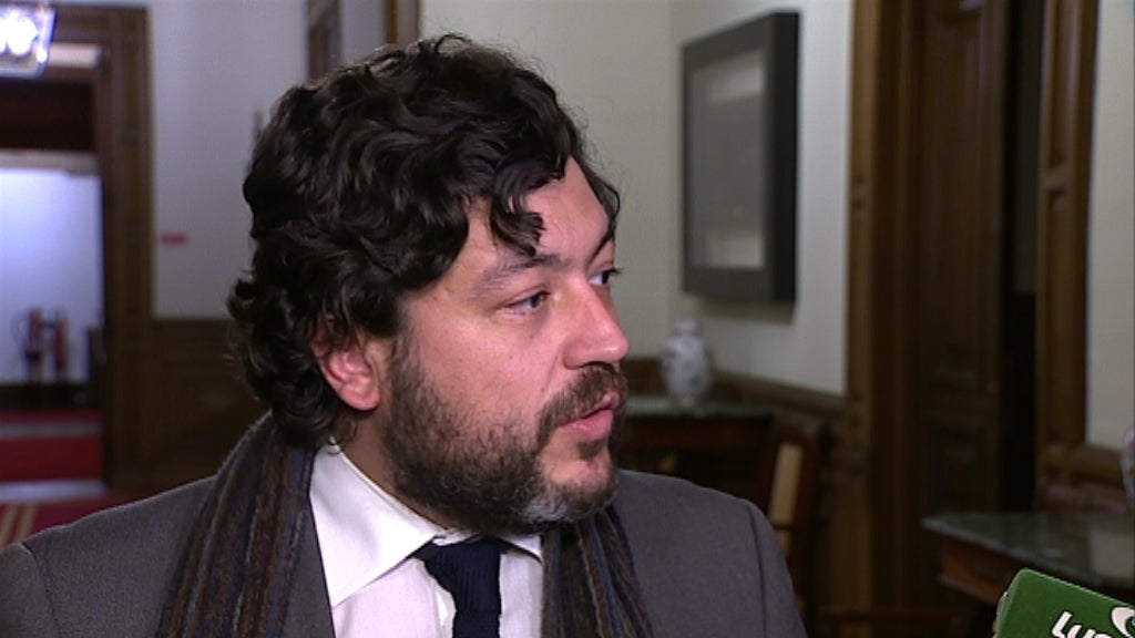 Falsas presenças no parlamento