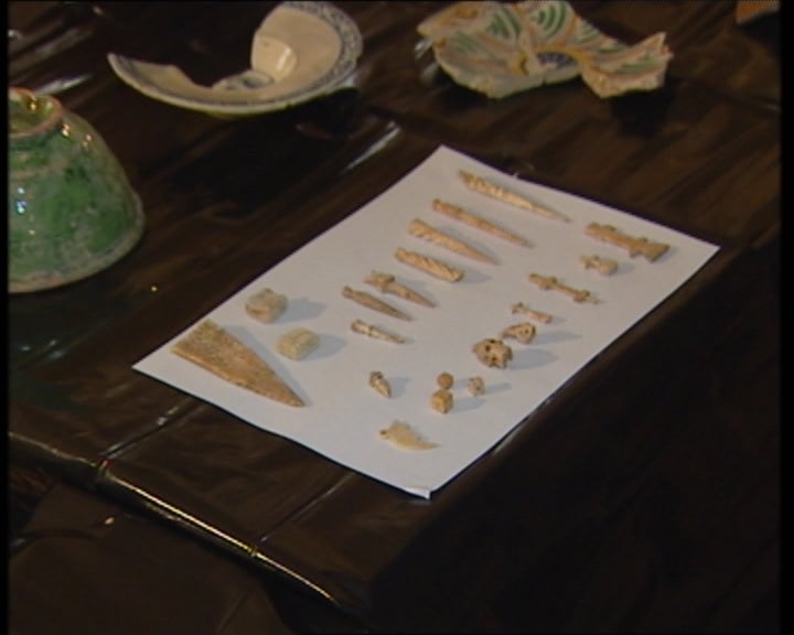 Achados arqueológicos na antiga cadeia do Aljube