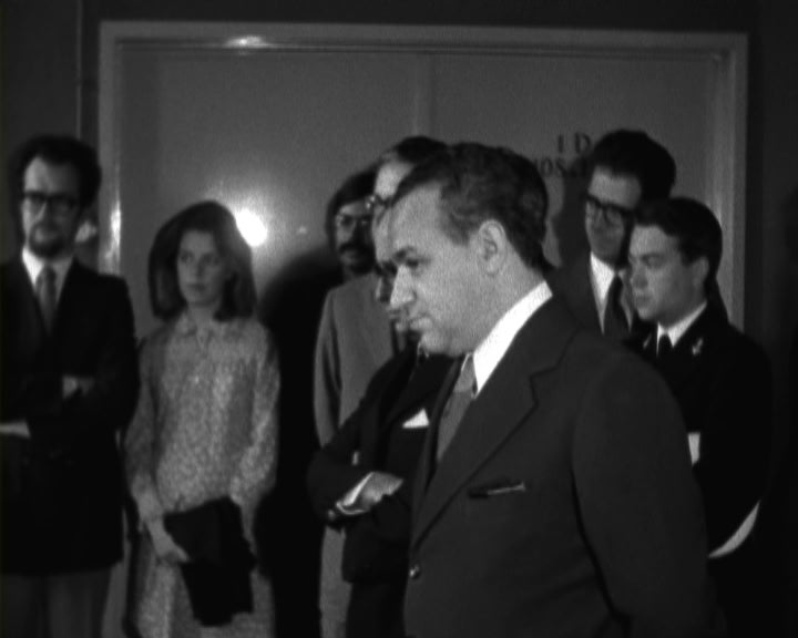 Entrega de material científico ao Instituto de Física e Matemática