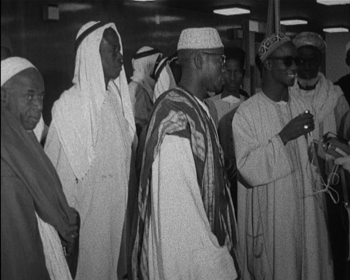 Chegada de régulos da Guiné a Lisboa